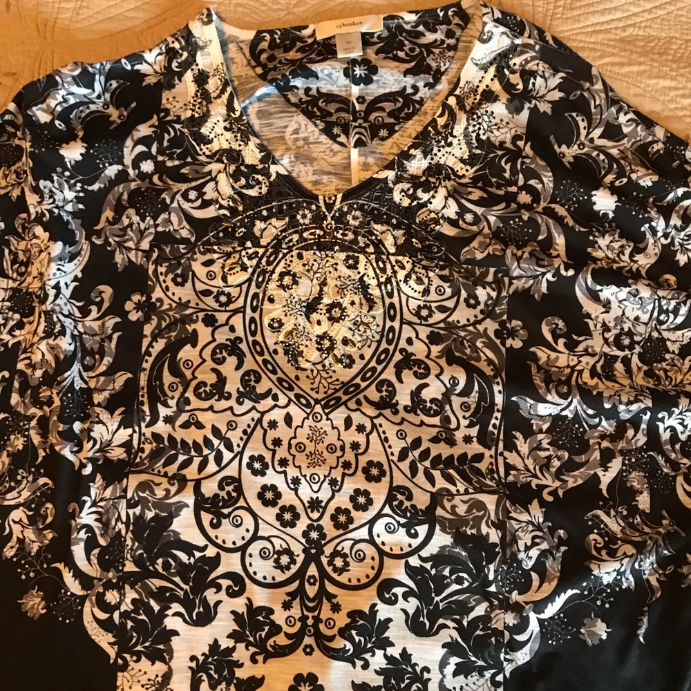 CJ Banks 3/4 sleeve floral top.